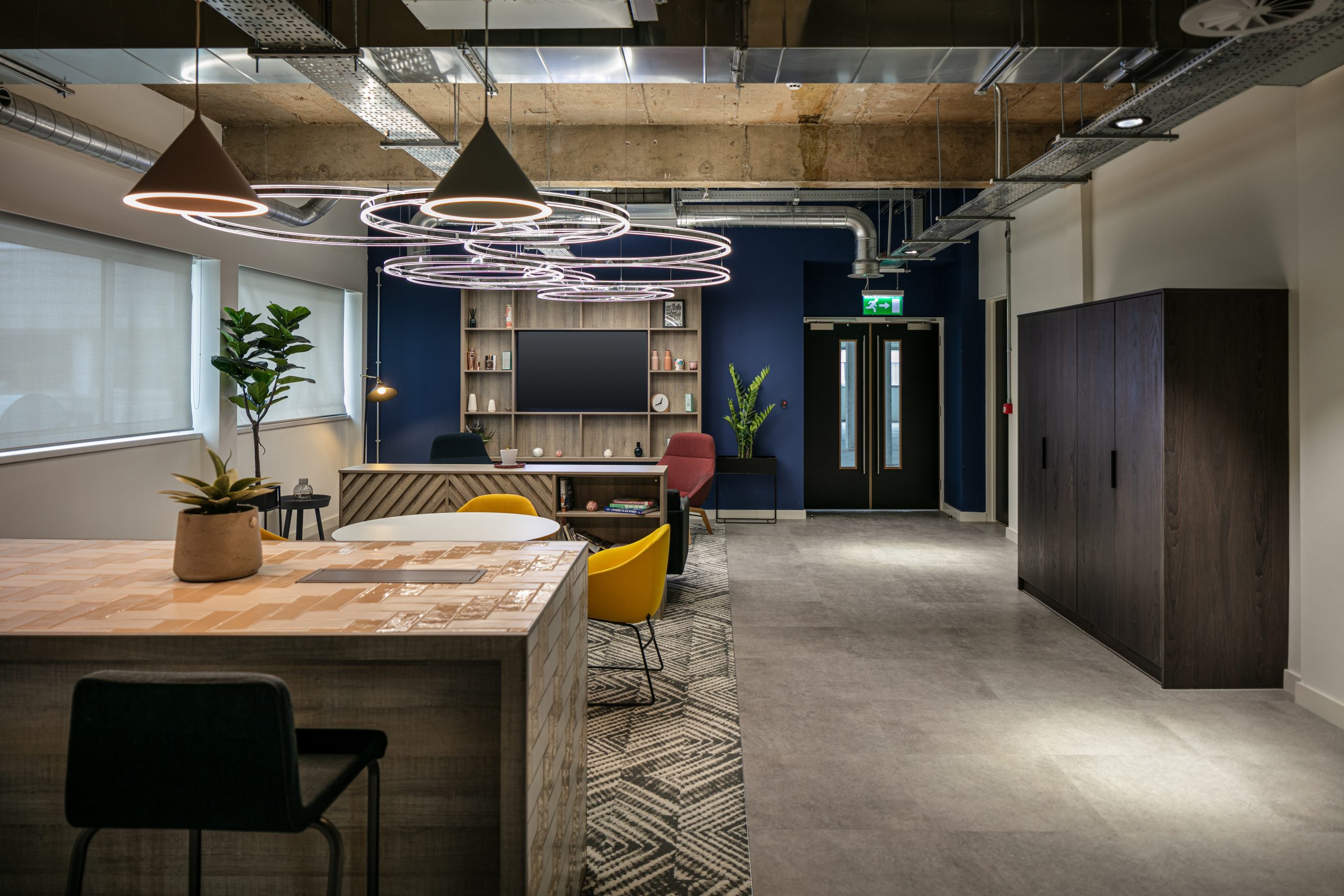 Hewlett Packard Enterprise feature lighting