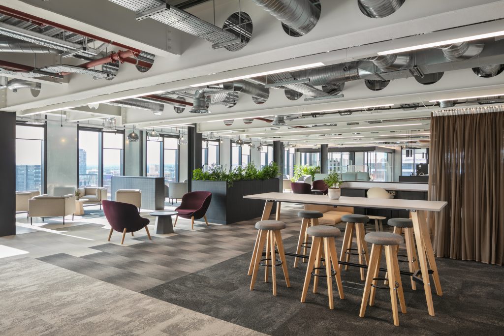 Circle Square Show Suite high seating